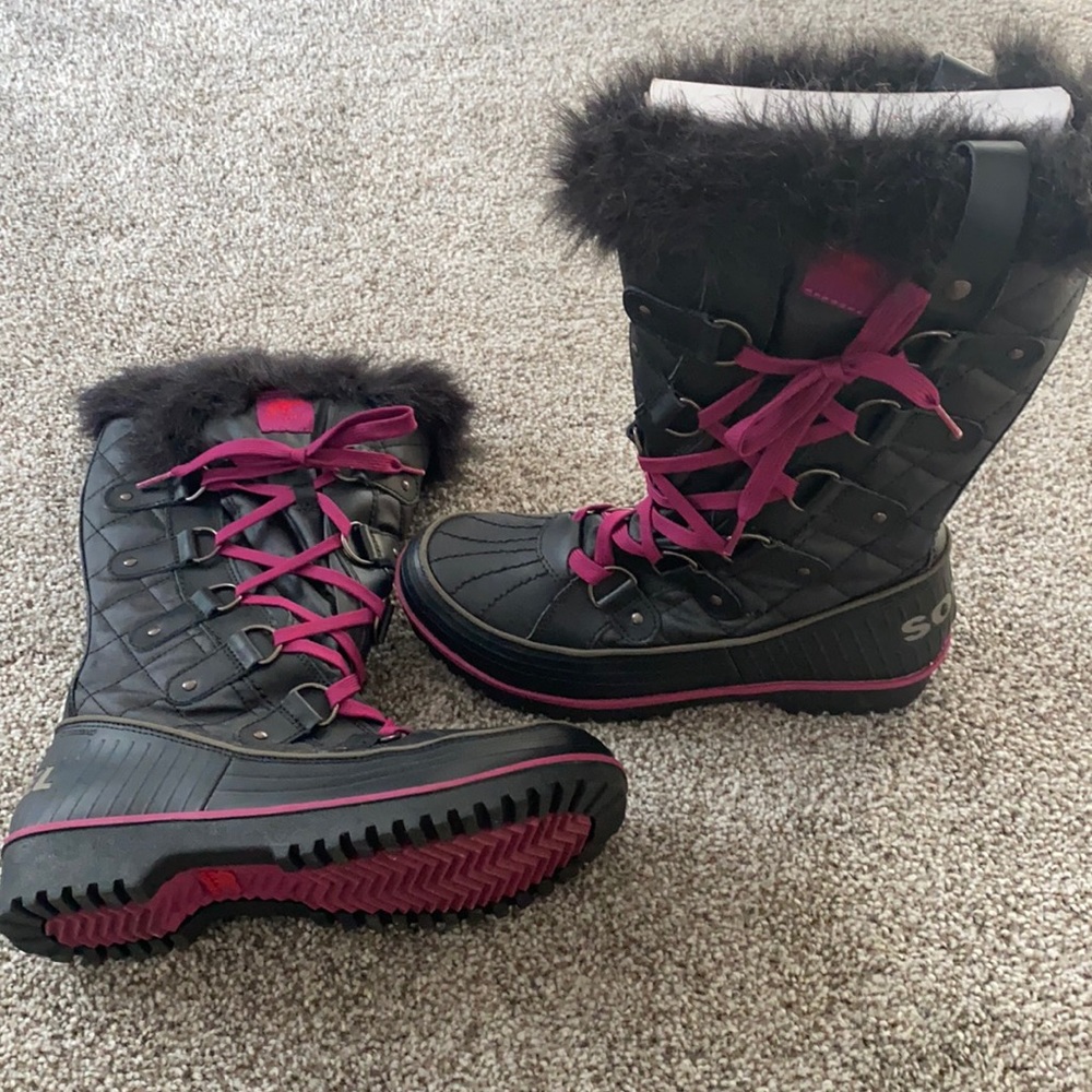 Never Worn Sorels